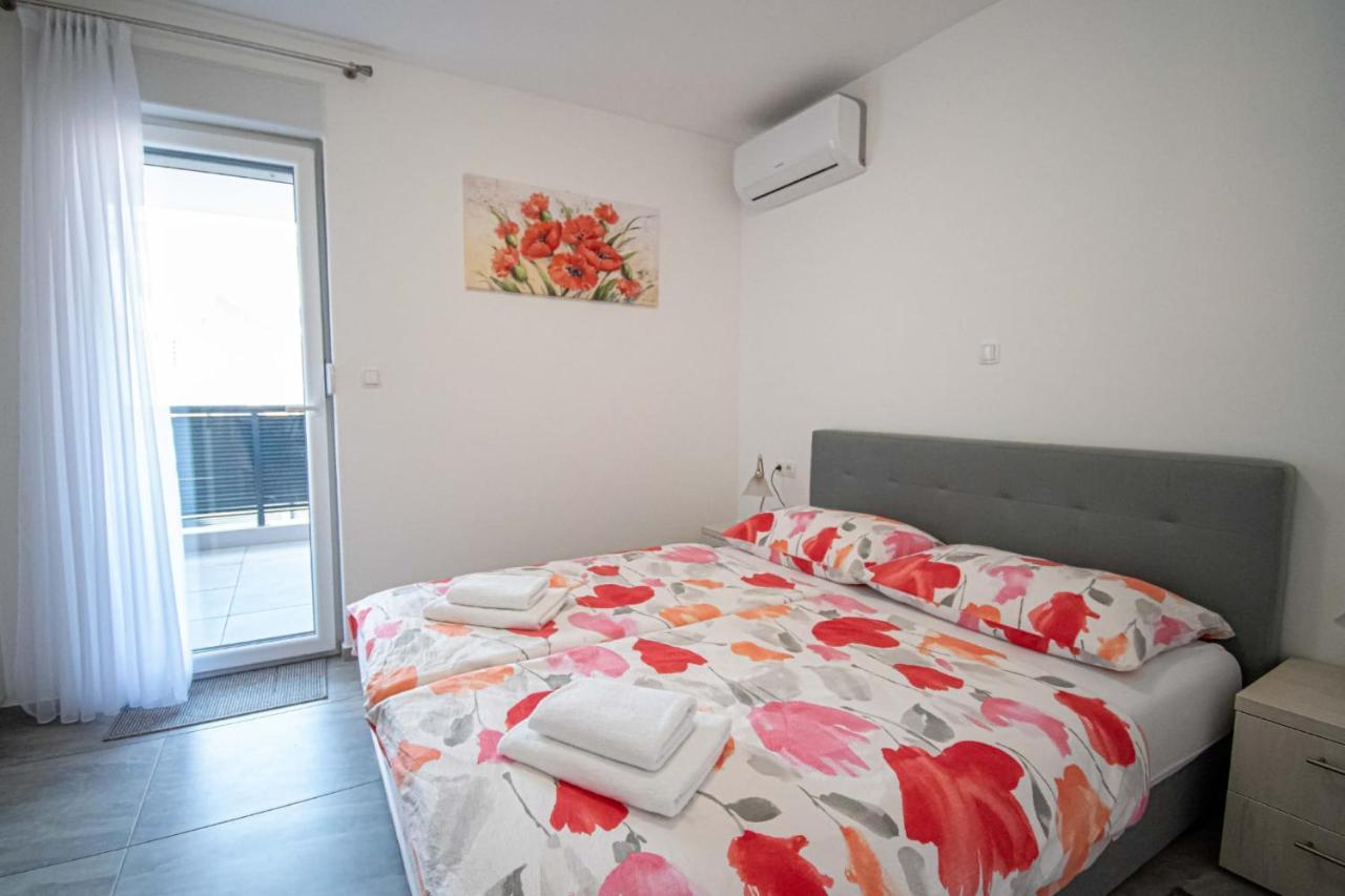 Luxury With Swimming Pool Ana Apartment Trogir
